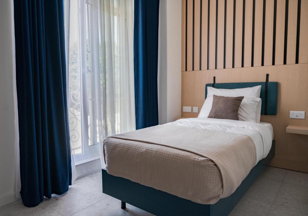 Townhouse17 Boutique Bed & Breakfast - 7