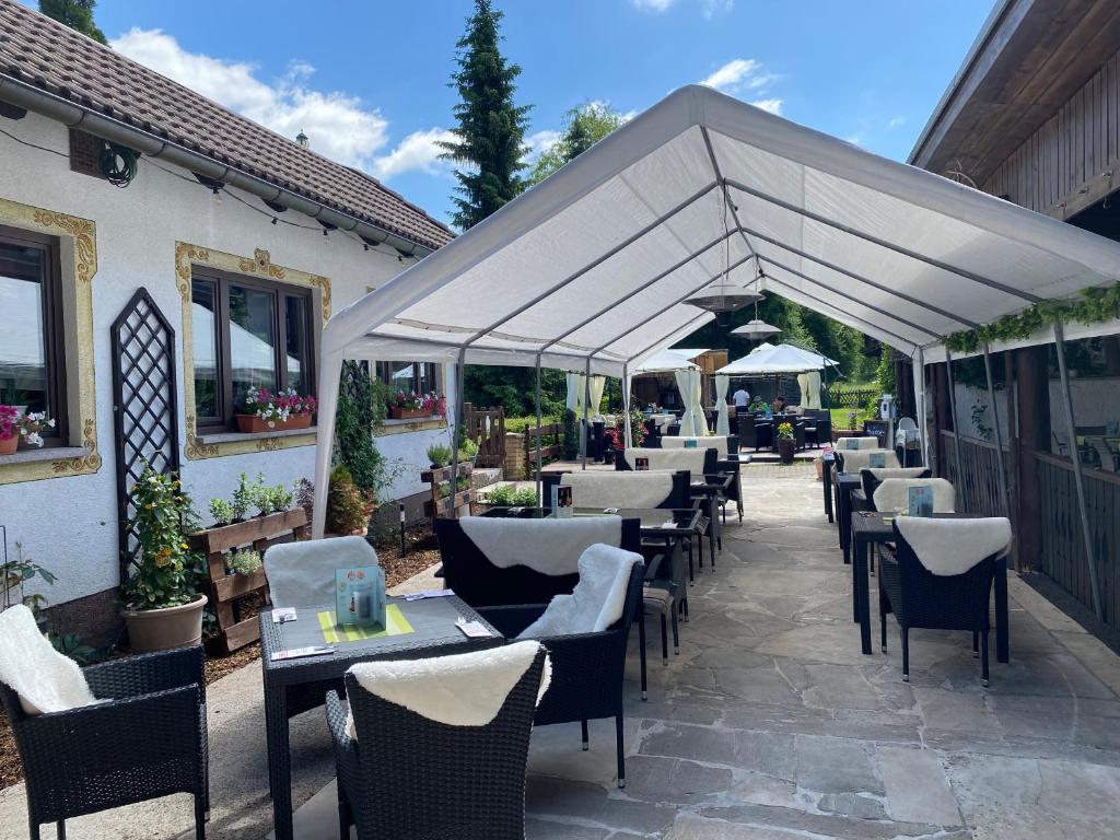 Restoran või mõni muu söögikoht majutusasutuses Hotel Jägerklause