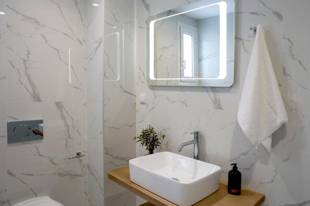 Hypnos Inn Athens - Resim 30