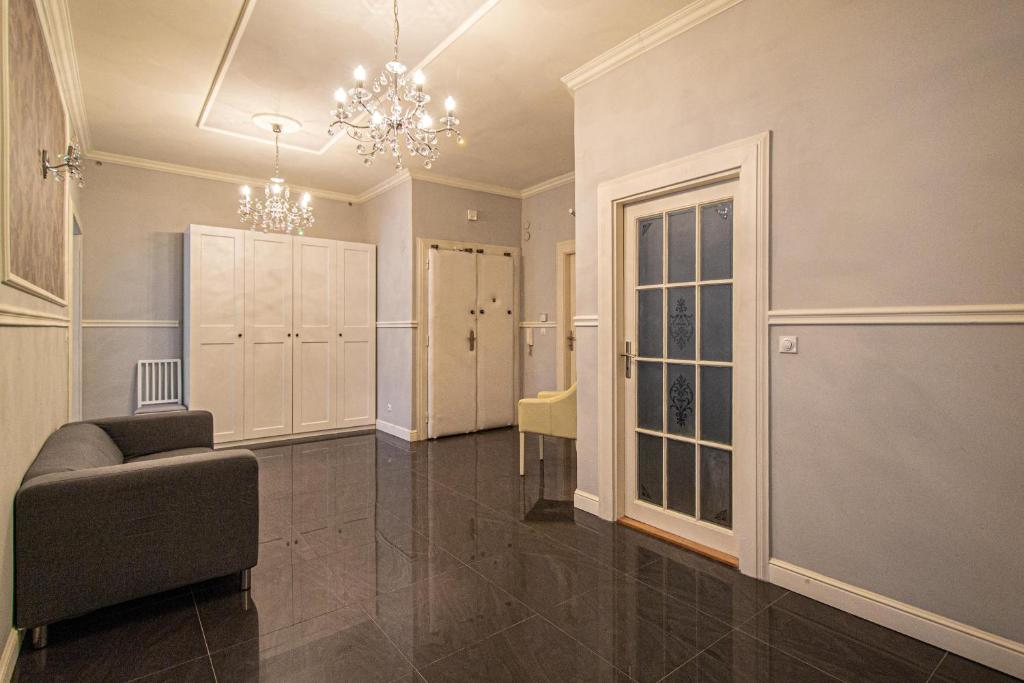 Fotografie z fotogalerie ubytování Luxury Central 150m2 Apartment on Wencelas Square with Private Garage v Praze