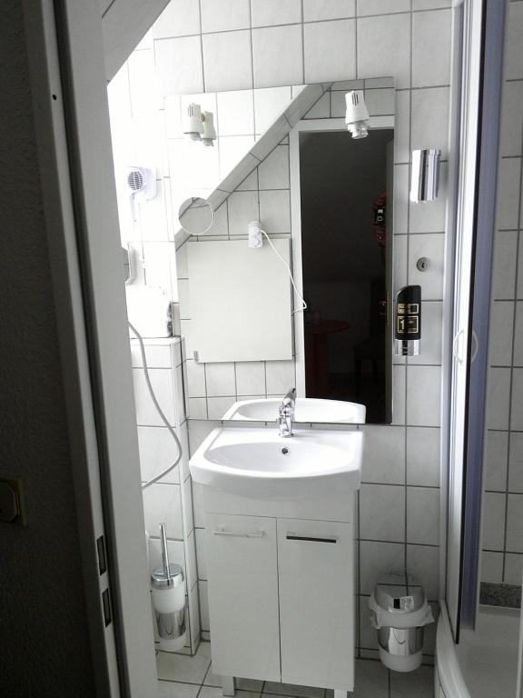 Koupelna v ubytování Hotel Goldenes Lamm