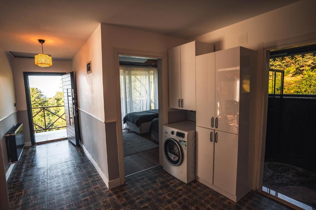Kuchyň nebo kuchyňský kout v ubytování Blacksea Dream House