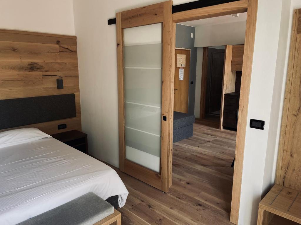 Postel nebo postele na pokoji v ubytování Hotel Rech-Hof Sayonara