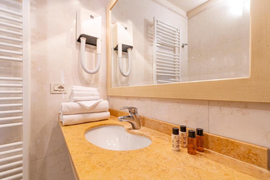 Hotel Bella Venezia - Resim 15