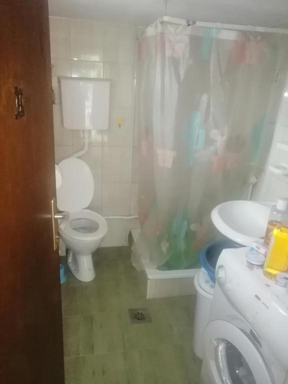 Koupelna v ubytování Mala Kelja