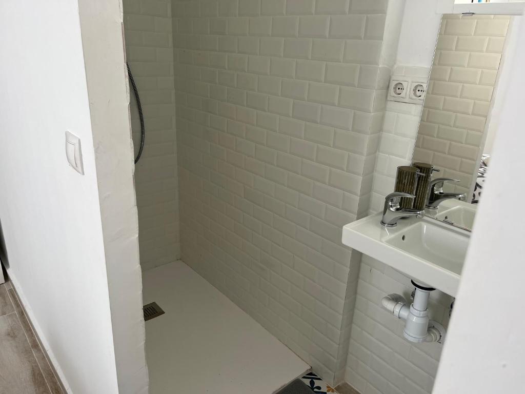 Koupelna v ubytování Alzira bonita Apartamento B con patio, la Casella