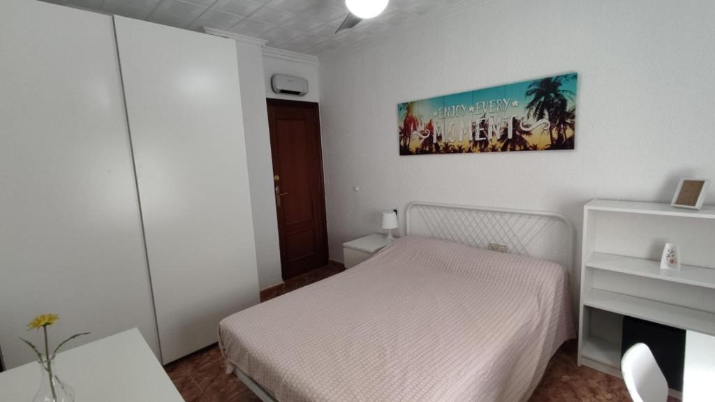 Apartment MD Janini Bajo, Valencia, Spain - Booking.com