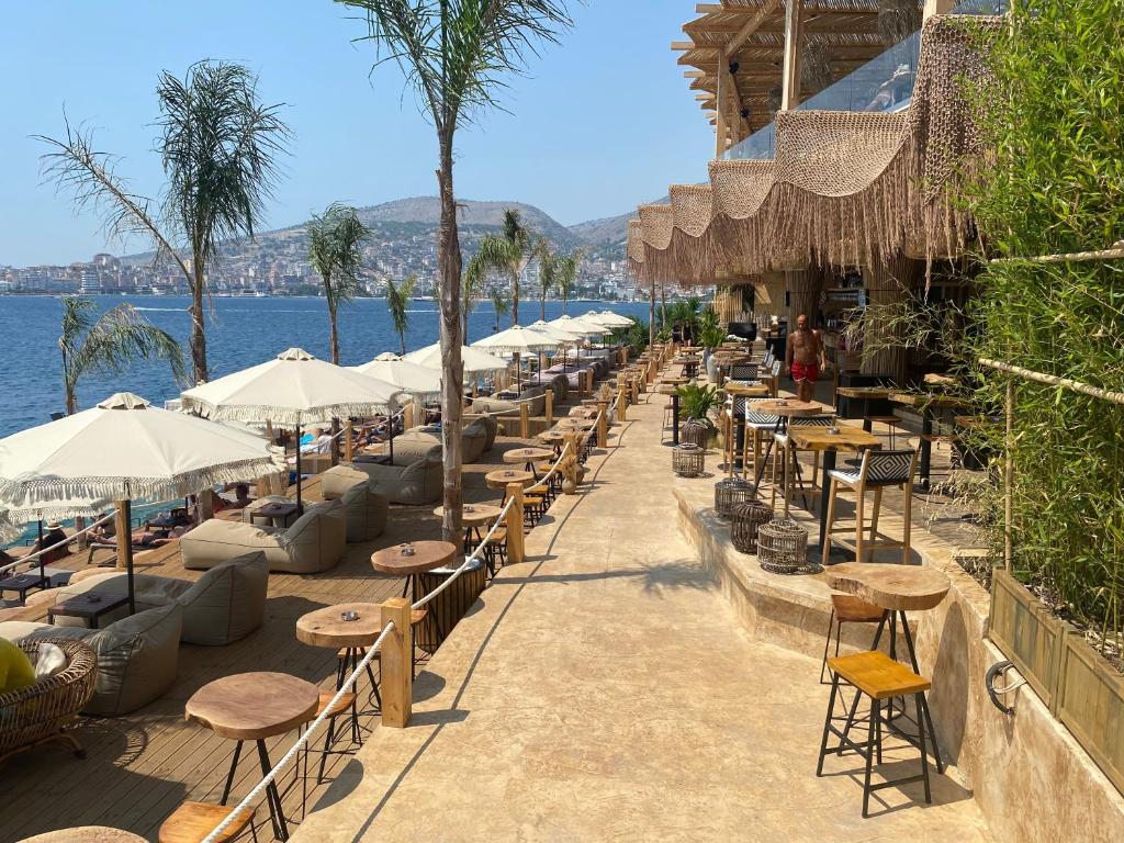 Sarande Barracuda View Apartment - Image 7