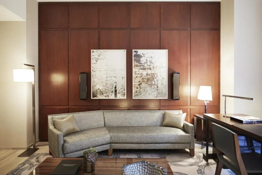 One-Bedroom Suite