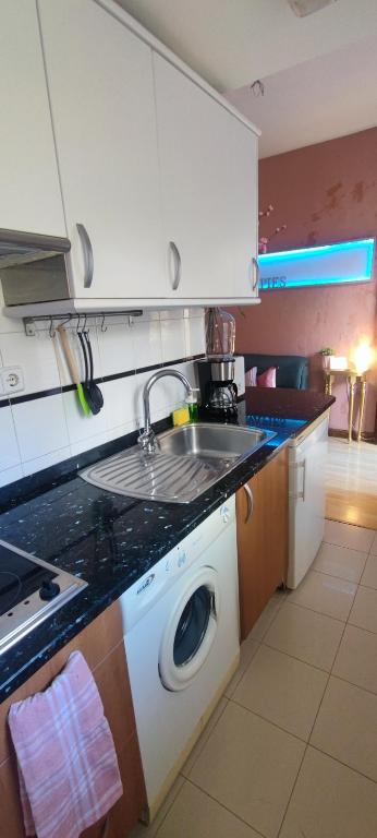 Mini Loft en Calle Amparo - One-Bedroom Apartment