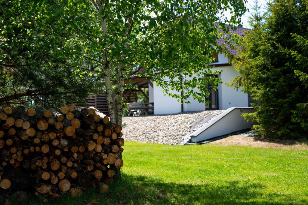 Vonkajšia záhrada v ubytovaní Domek Kaszuby Sominy Luxhut