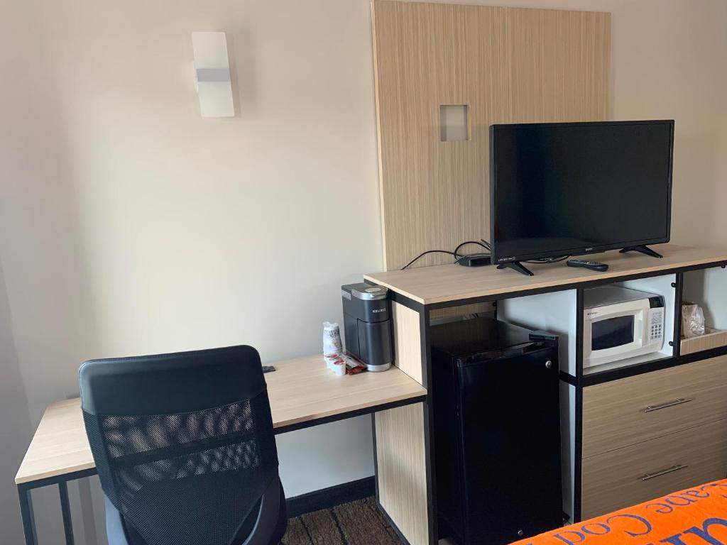 Kuchyň nebo kuchyňský kout v ubytování Sunbird Cape Cod Annex