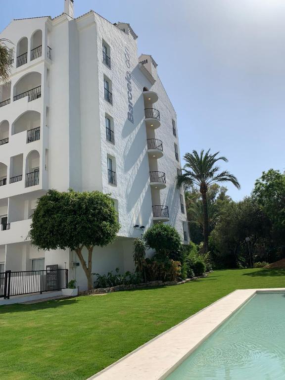 New & Beautiful Loft in Puerto Banus, Marbella – Updated 2023 ...