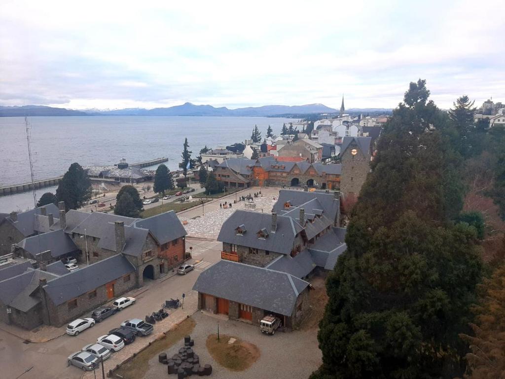 Center 208 - DAT (Habilitación 170/2018) - Apartment With Lake View