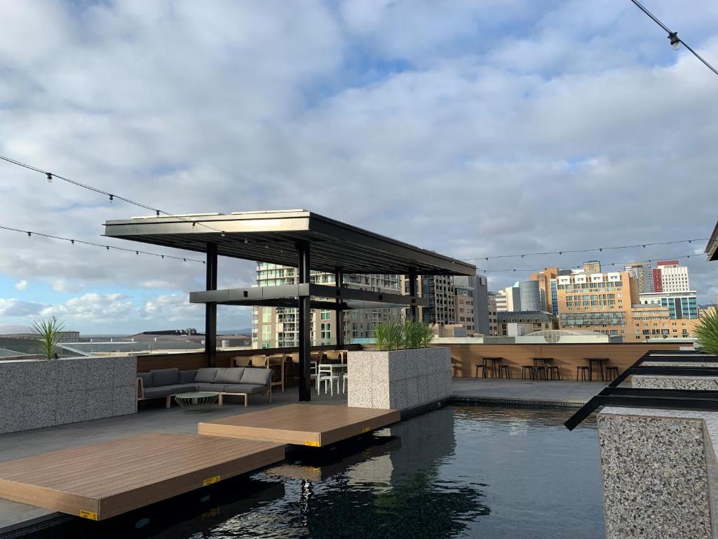 Adelaide Rockford - Resim 28