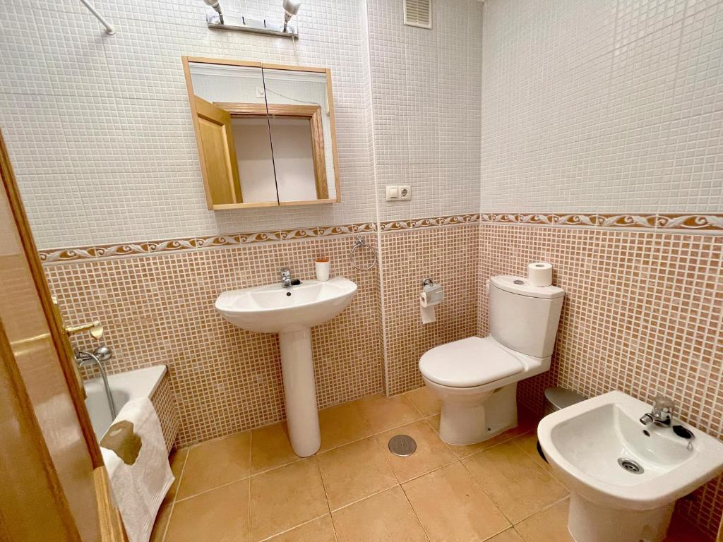 A bathroom at The Cliffs - Mansión del Indiano I