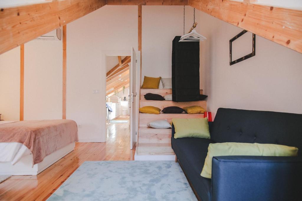 Posezení v ubytování DOWNTOWN FASHION APARTMENT