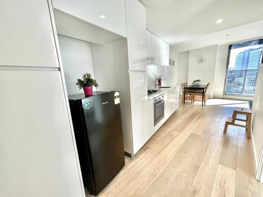 1 Bedroom Modern Apartment Near Crown and CBD - 一居室公寓
