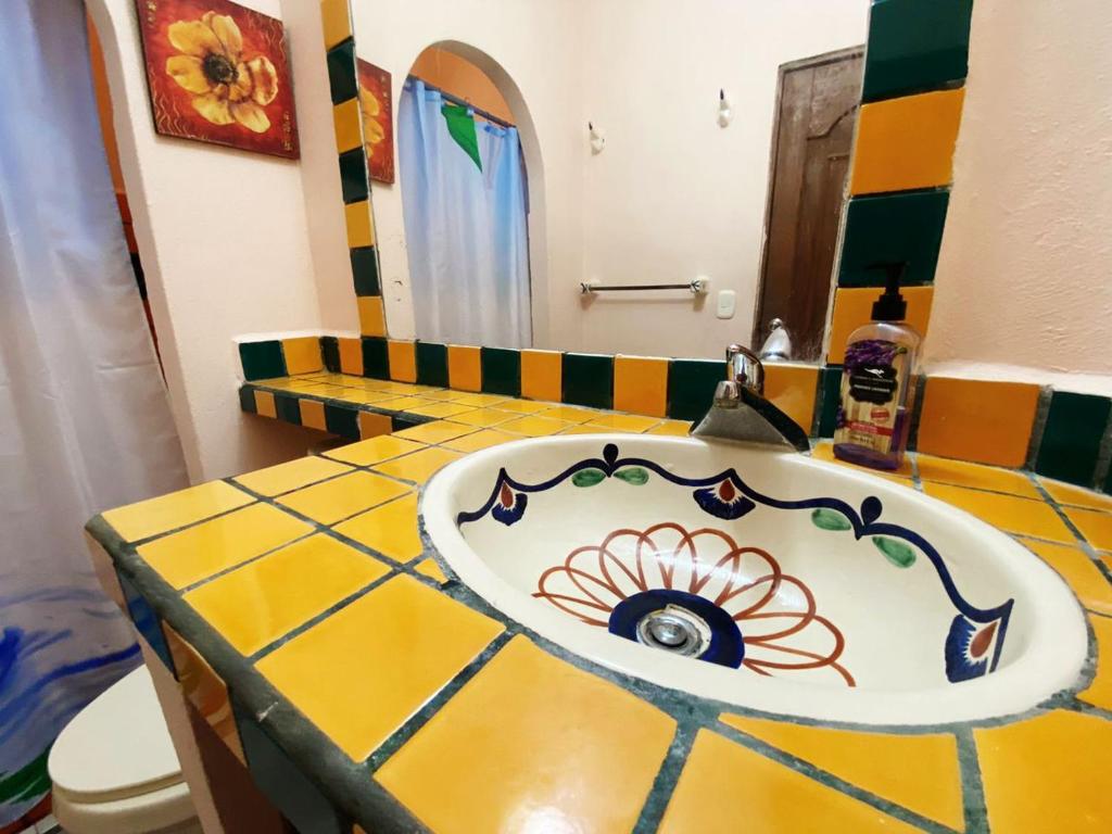 Apartment w/ PRIME location Mexican Colonial style - Apartment With Terrace