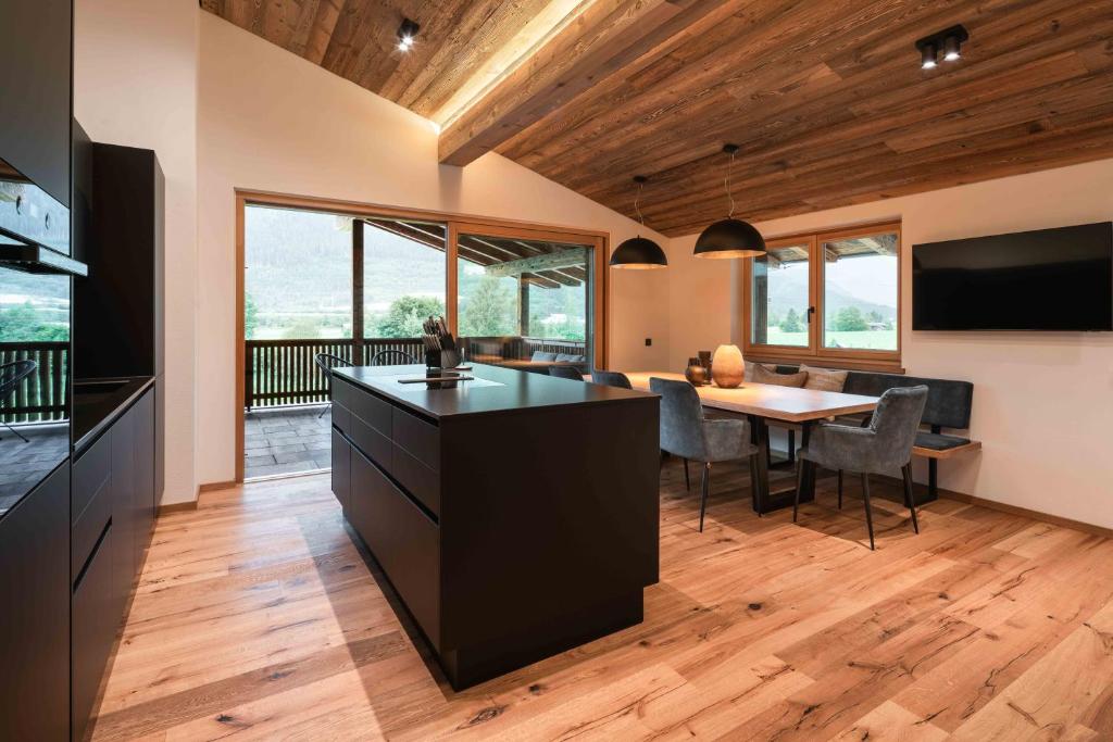 Hohe Tauern Lofts Panoramabahn by Alpina-Holiday - Duplex Apartment Top 3