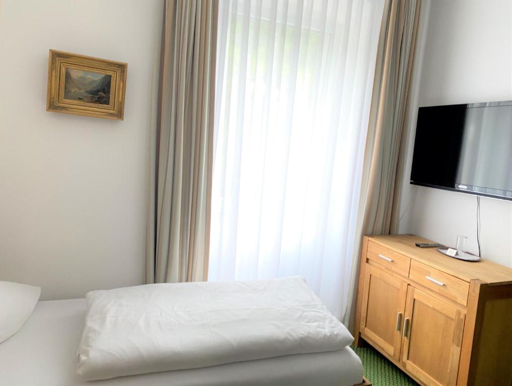 Hotel Schwabenwirt - Standard Single Room
