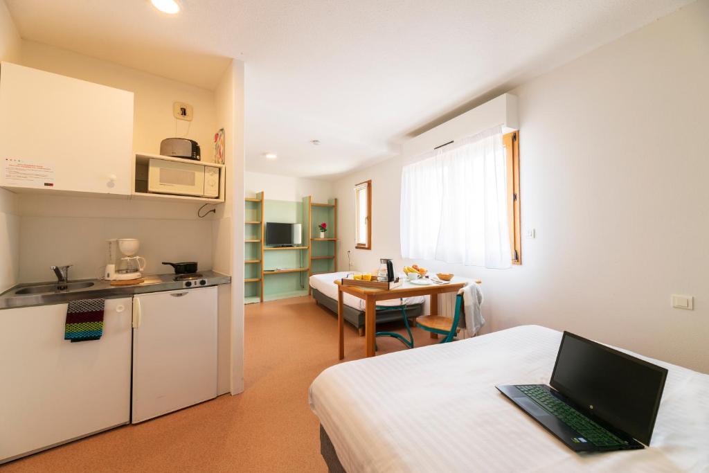 Cerise Nantes La Beaujoire - Resim 35