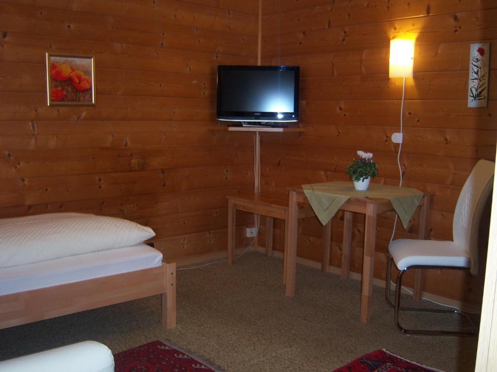 TV a/nebo společenská místnost v ubytování Gästehaus Böck