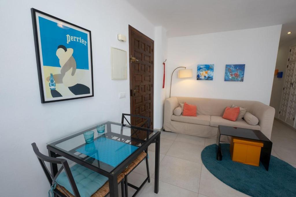Posezení v ubytování CAPISTRANO PLAYA 712 MENYBER