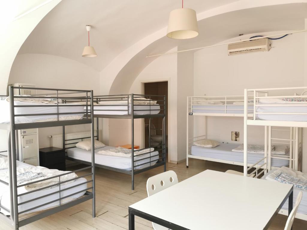 Postel nebo postele na pokoji v ubytování Most Hostel
