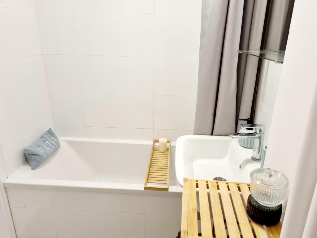 Kúpeľňa v ubytovaní Apartament Miodowa Warszawa