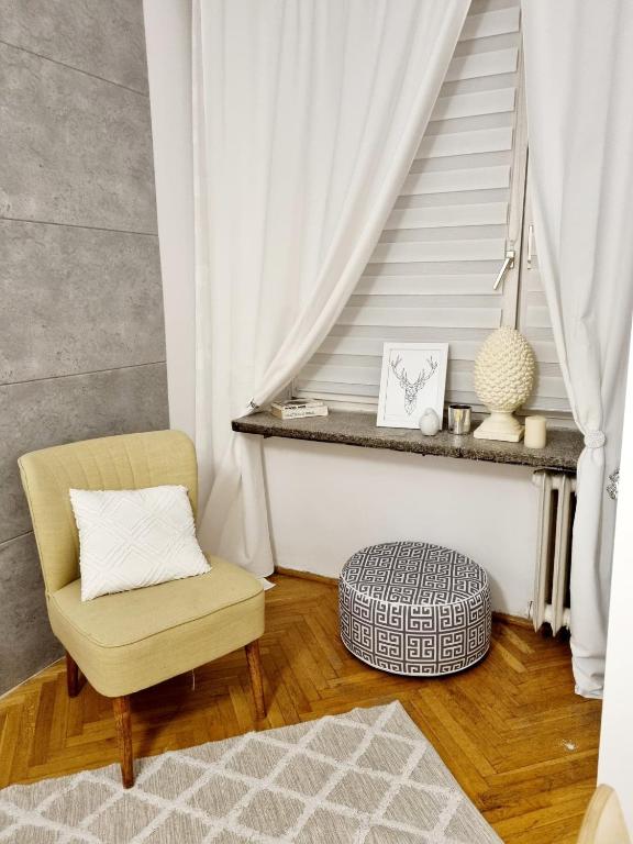 Posedenie v ubytovaní Apartament Miodowa Warszawa