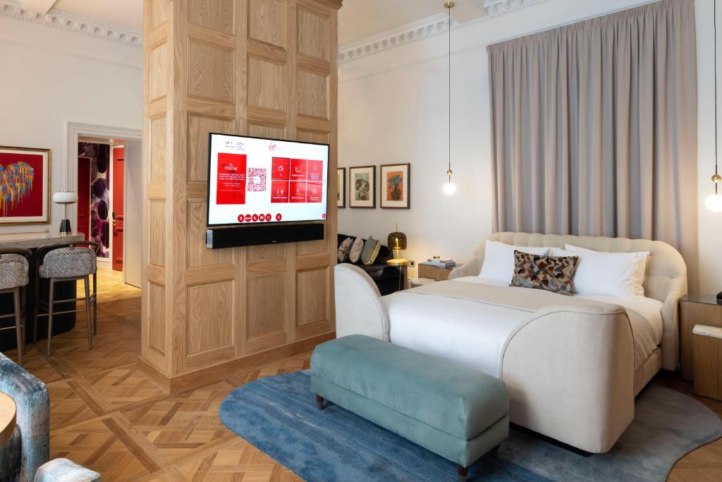 Virgin Hotels Edinburgh - Resim 35