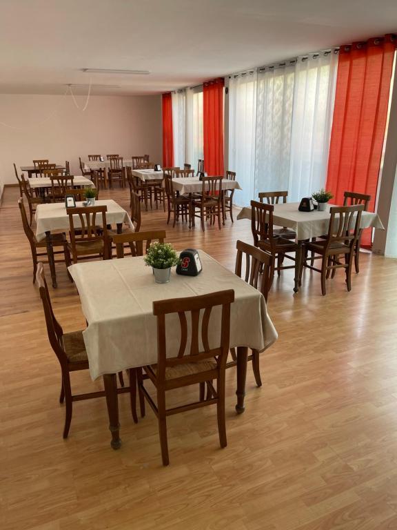 Restaurace v ubytování Hotel Al Bosco