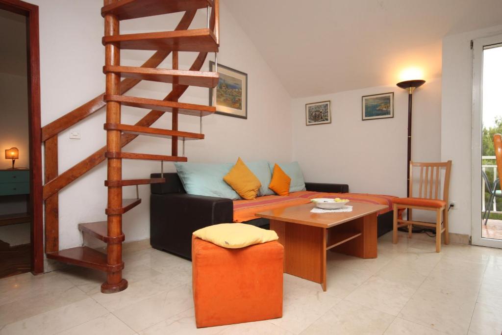 Posedenie v ubytovaní Apartments by the sea Drvenik Donja vala, Makarska - 6658