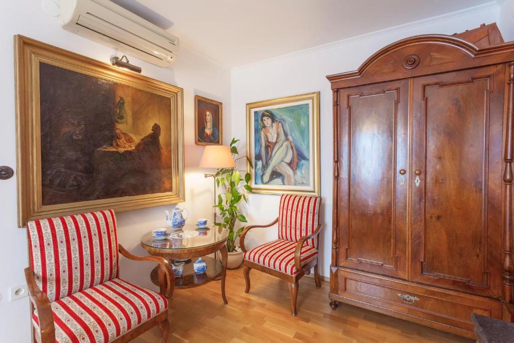 Posezení v ubytování Apartments and rooms with WiFi Makarska - 11063