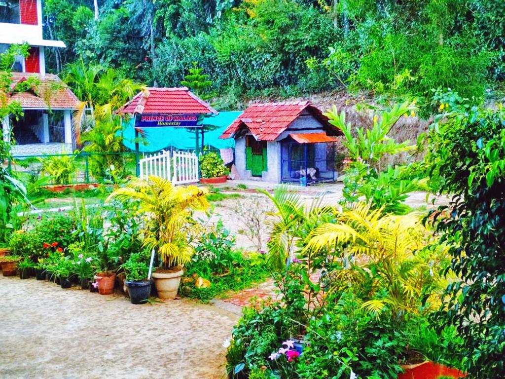 STAYMAKER Prince of Kalasa, Kalasa (updated prices 2024)