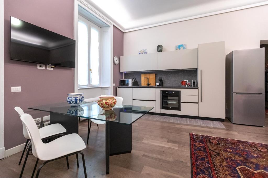 A kitchen or kitchenette at Household Settembrini