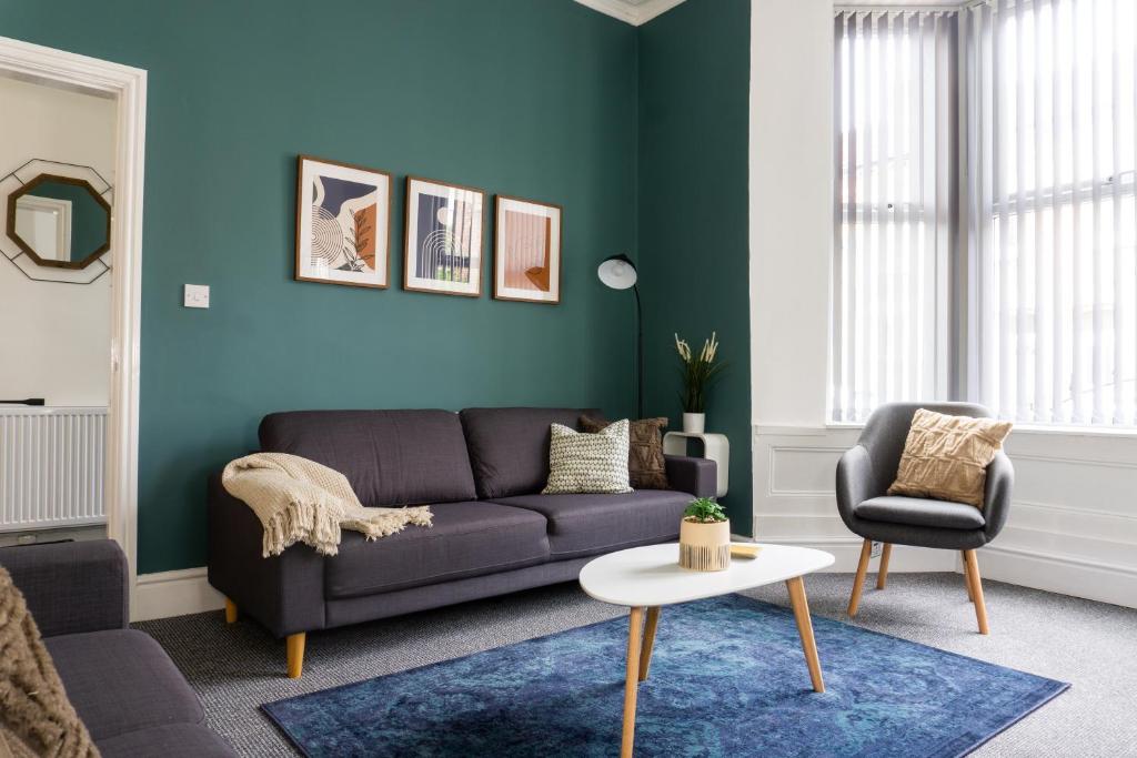 Air Host & Stay - Conningsby House - 6BR Anfield