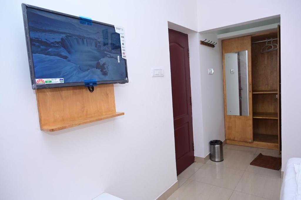 TV a/nebo společenská místnost v ubytování Hotel Stay Shine