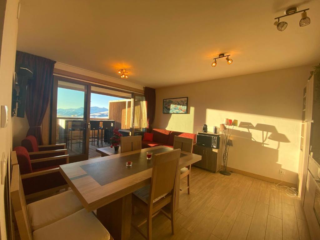 Posedenie v ubytovaní LE RIDGE nouvelle résidence prestige - Les Arcs Paradiski