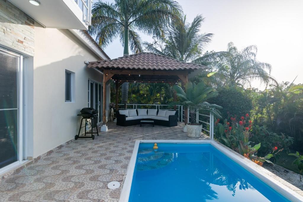 Fotografie z fotogalerie ubytování 4 bedroom House carretara haciendo el choco v destinaci Sosúa