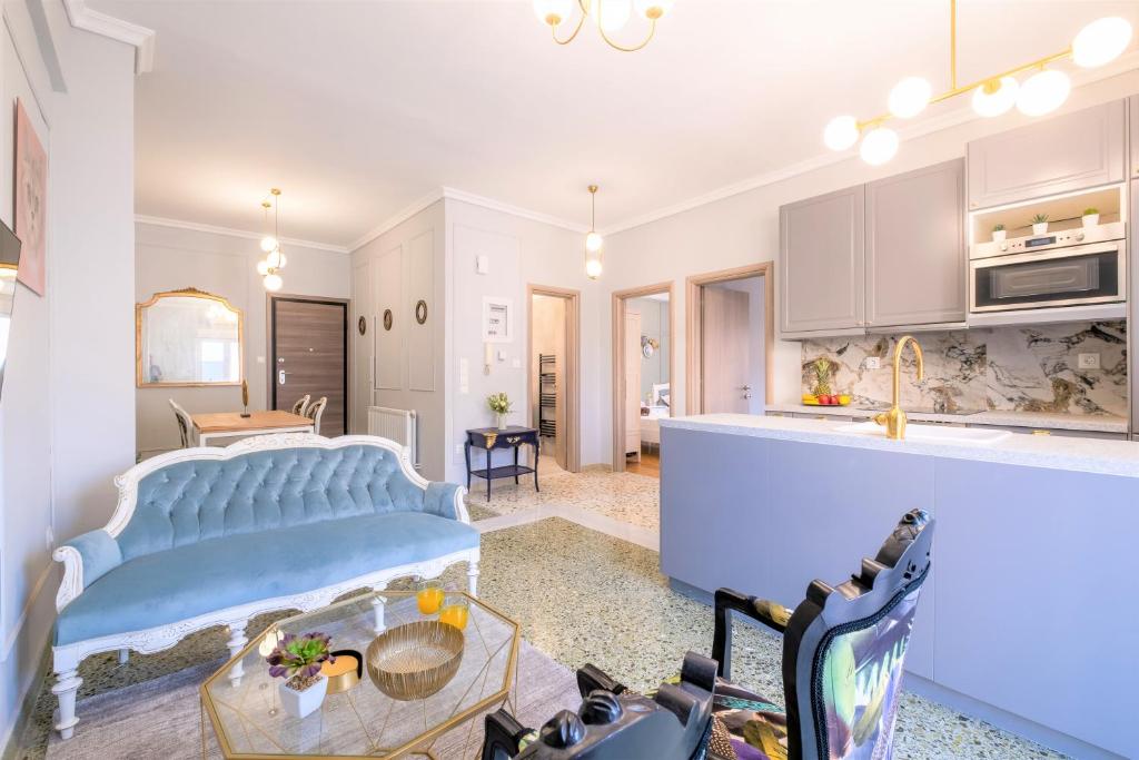 Luxury Penthouse in prime central Athens Thissio by GHH