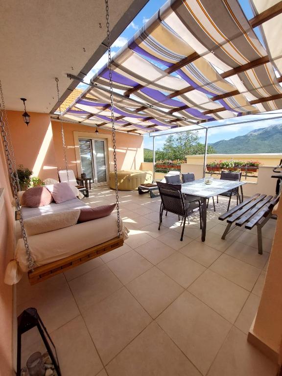 VILLAGE apartment