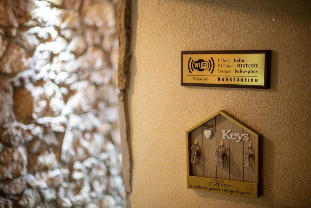 Certifikát, hodnocení, plakát nebo jiný dokument vystavený v ubytování Hotel History