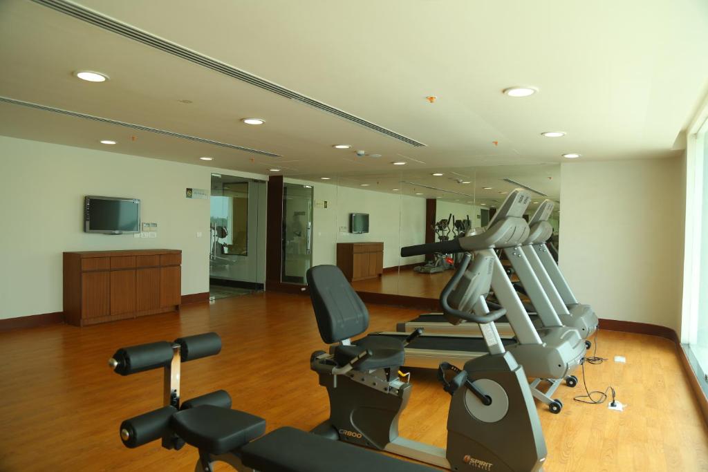 Fitness centrum a/nebo fitness zařízení v ubytování Keys Select by Lemon Tree Hotels, Kochi