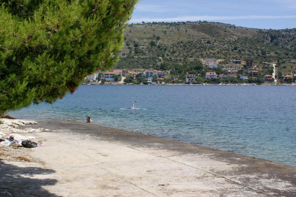 Fotografie z fotogalerie ubytování Apartments by the sea Rogoznica - 15566 v Rogoznici