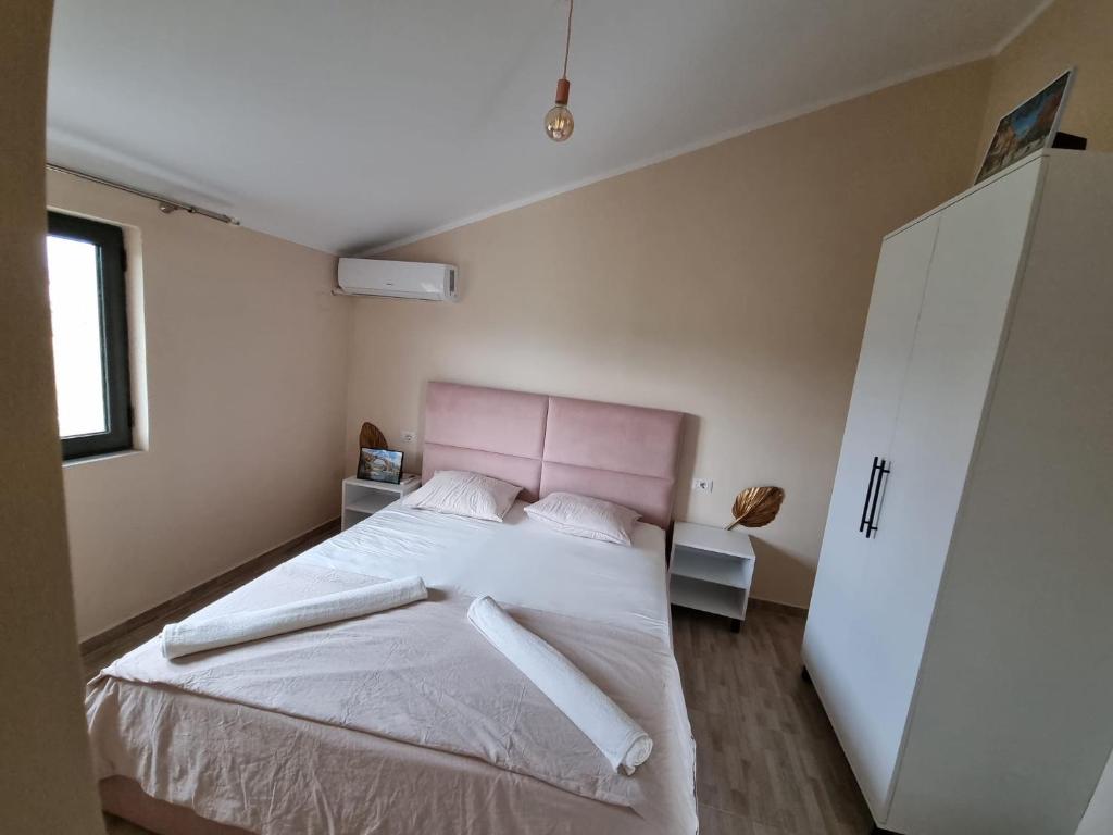 Postel nebo postele na pokoji v ubytování Ballkan B&B 1