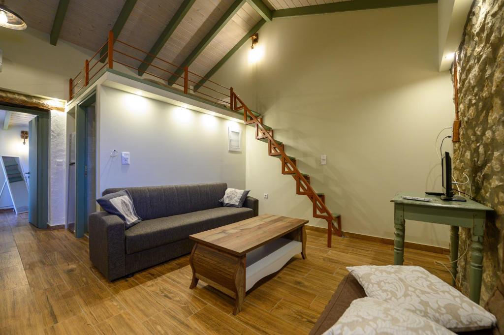 A seating area at Kalochori Luxury Cottage