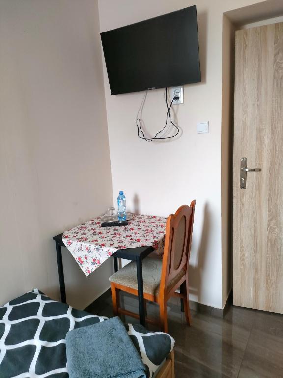 Dworek Zawadzkich - Chambre Simple Standard Avec Douche