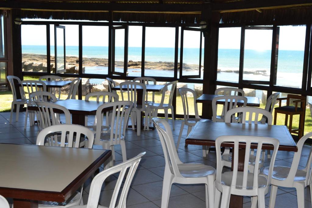 Restaurace v ubytování Baia Cabralia Hotel